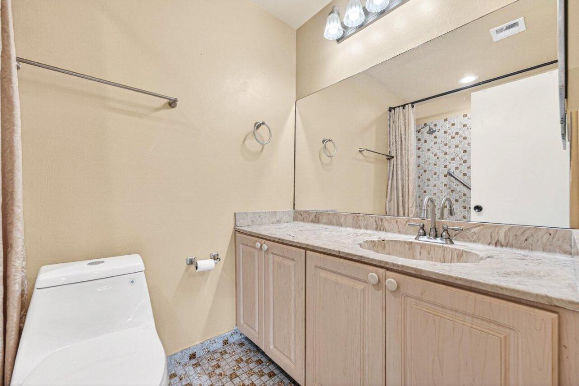 Las Verdes - Residential