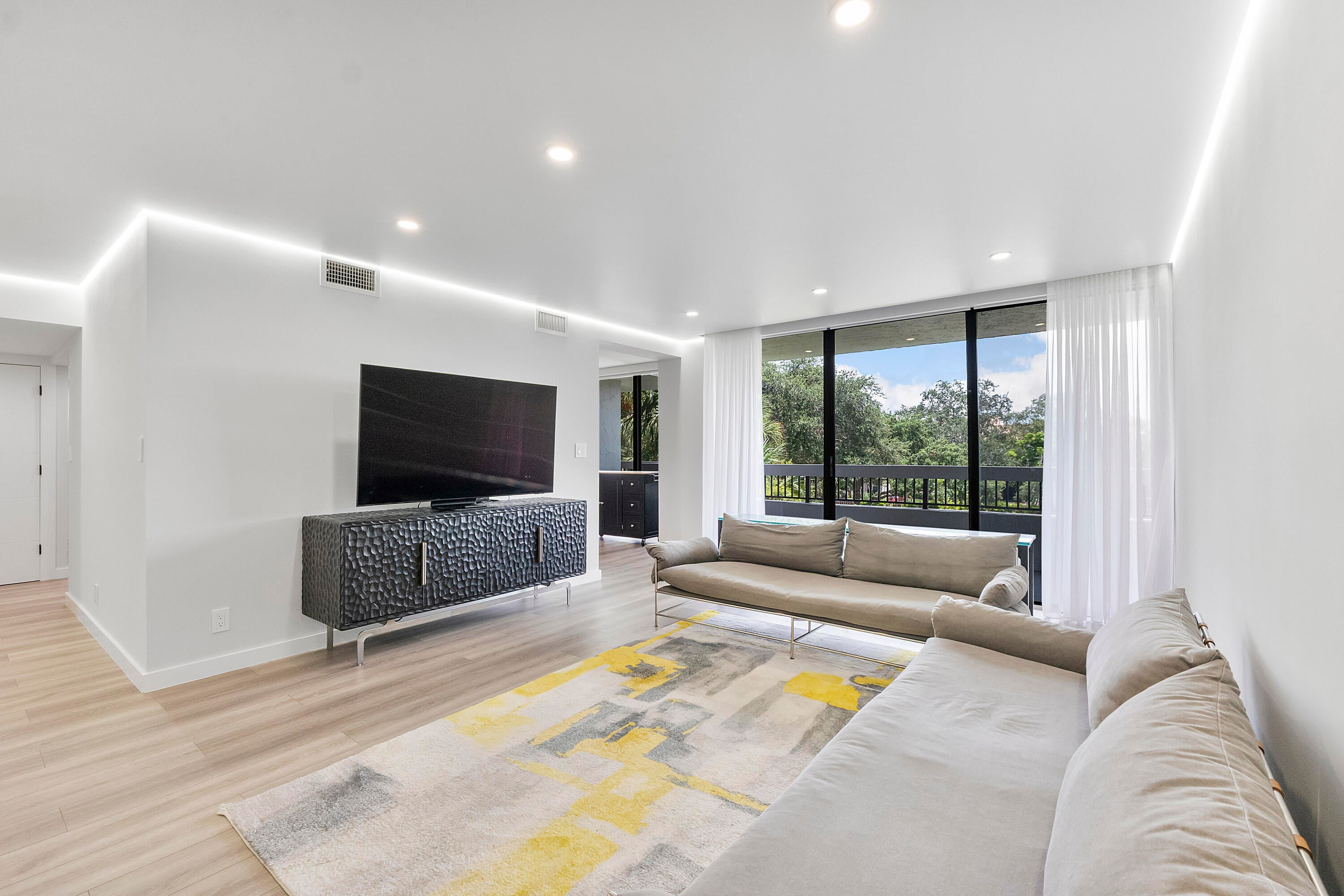 23200 Camino Del Mar