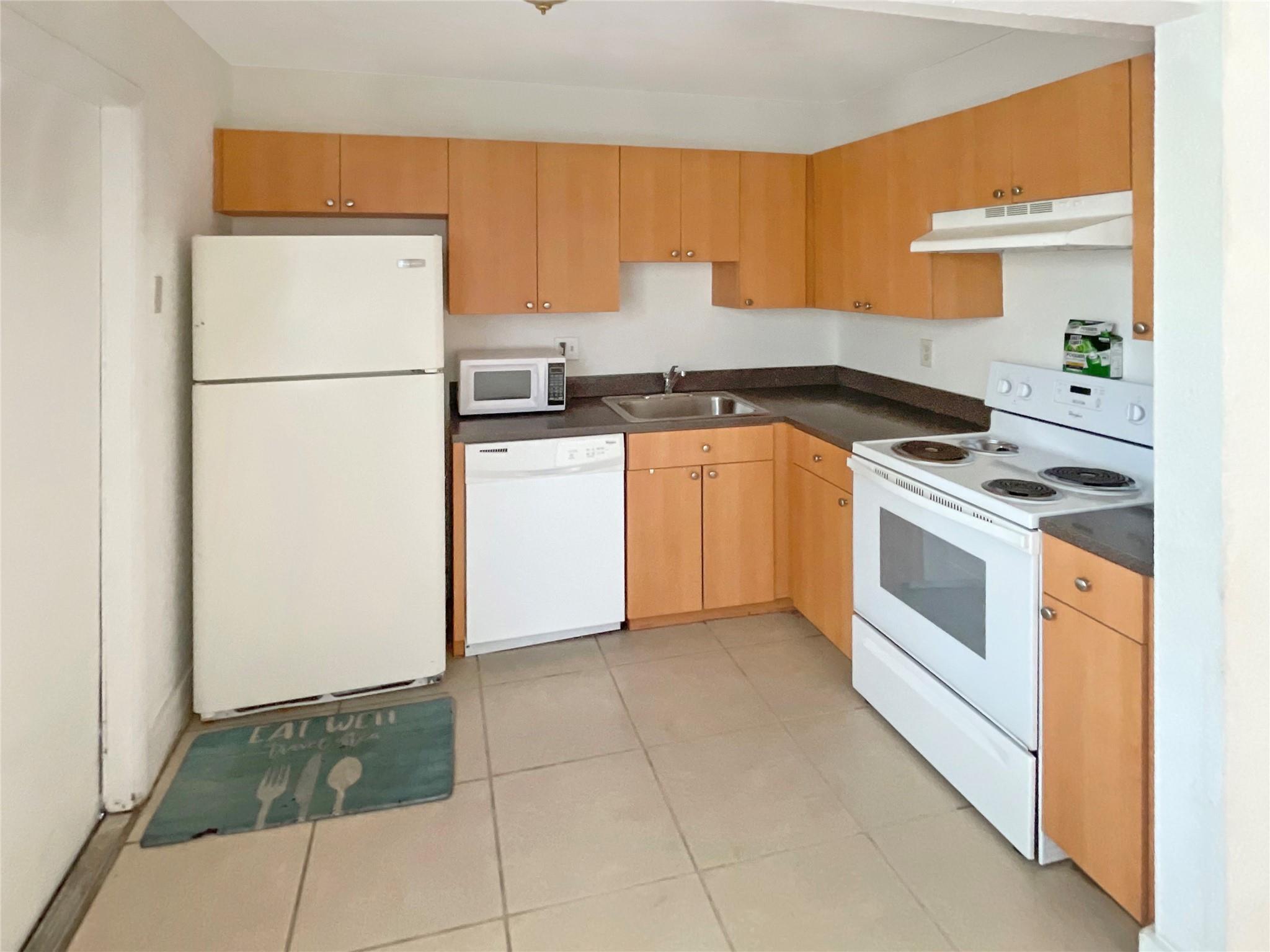 The Twnhs Of Plantation - Residential Lease