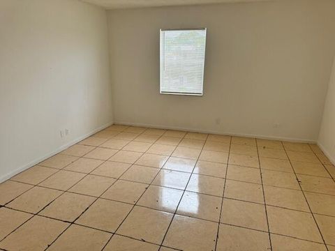 A home in Lake Worth Beach