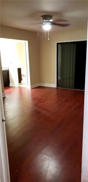 BANYAN LAKES - Residential Lease