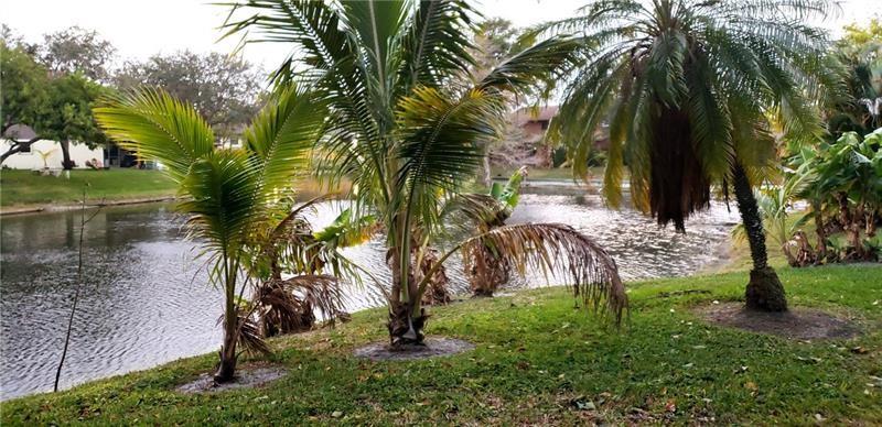 BANYAN LAKES - Residential Lease