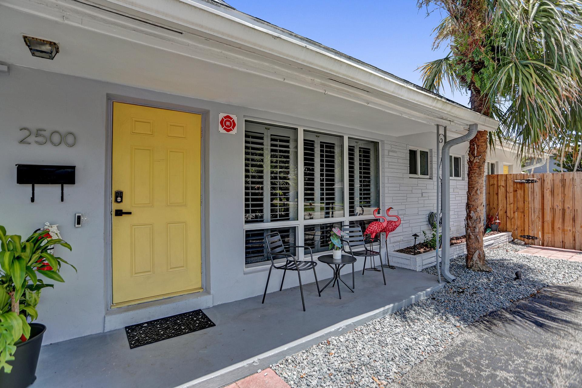 2500 NW 3RD Avenue 1-4