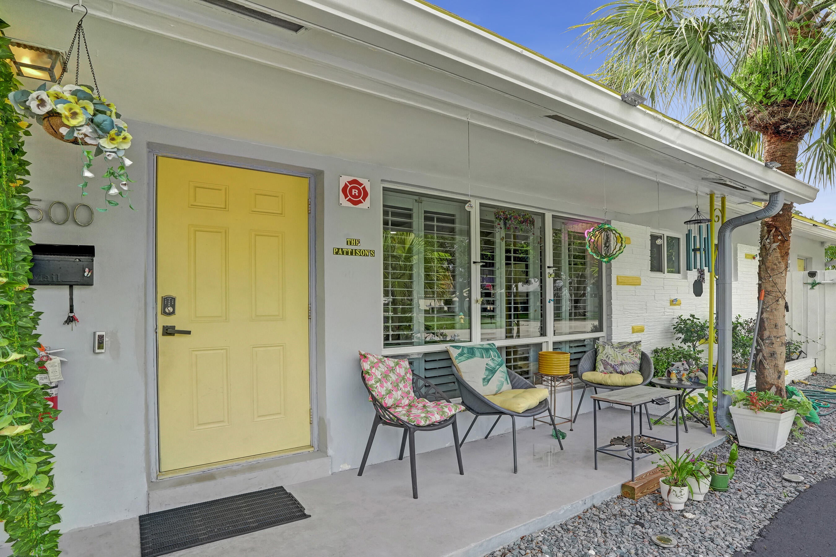 2500 NW 3RD Avenue 1-4