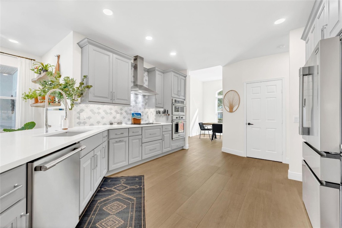 2304 Danforth Circle