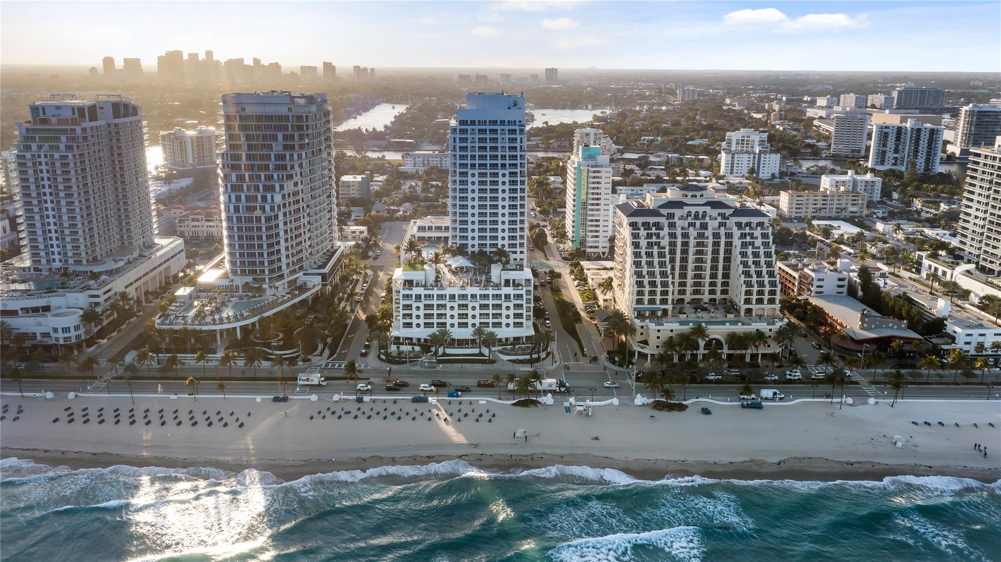 551 N Fort Lauderdale Beach Blvd R1902