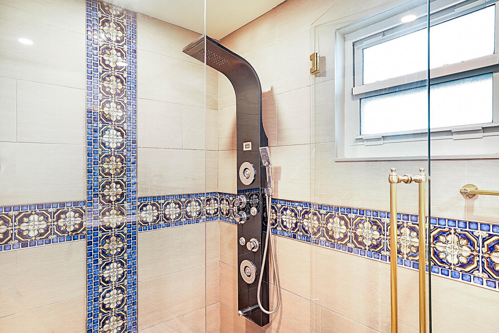 R Y K HOMESITES - Residential Lease