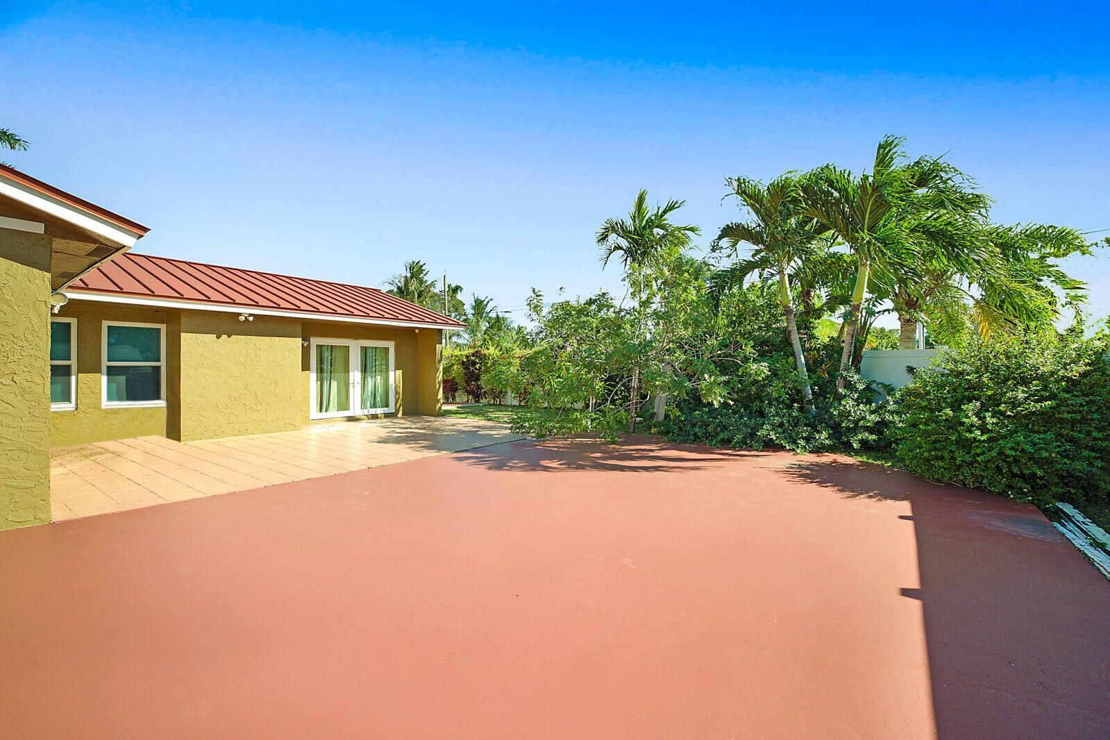 R Y K HOMESITES - Residential Lease