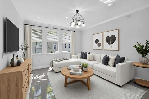 533 NE 3rd Avenue 221 Fort Lauderdale FL 33301