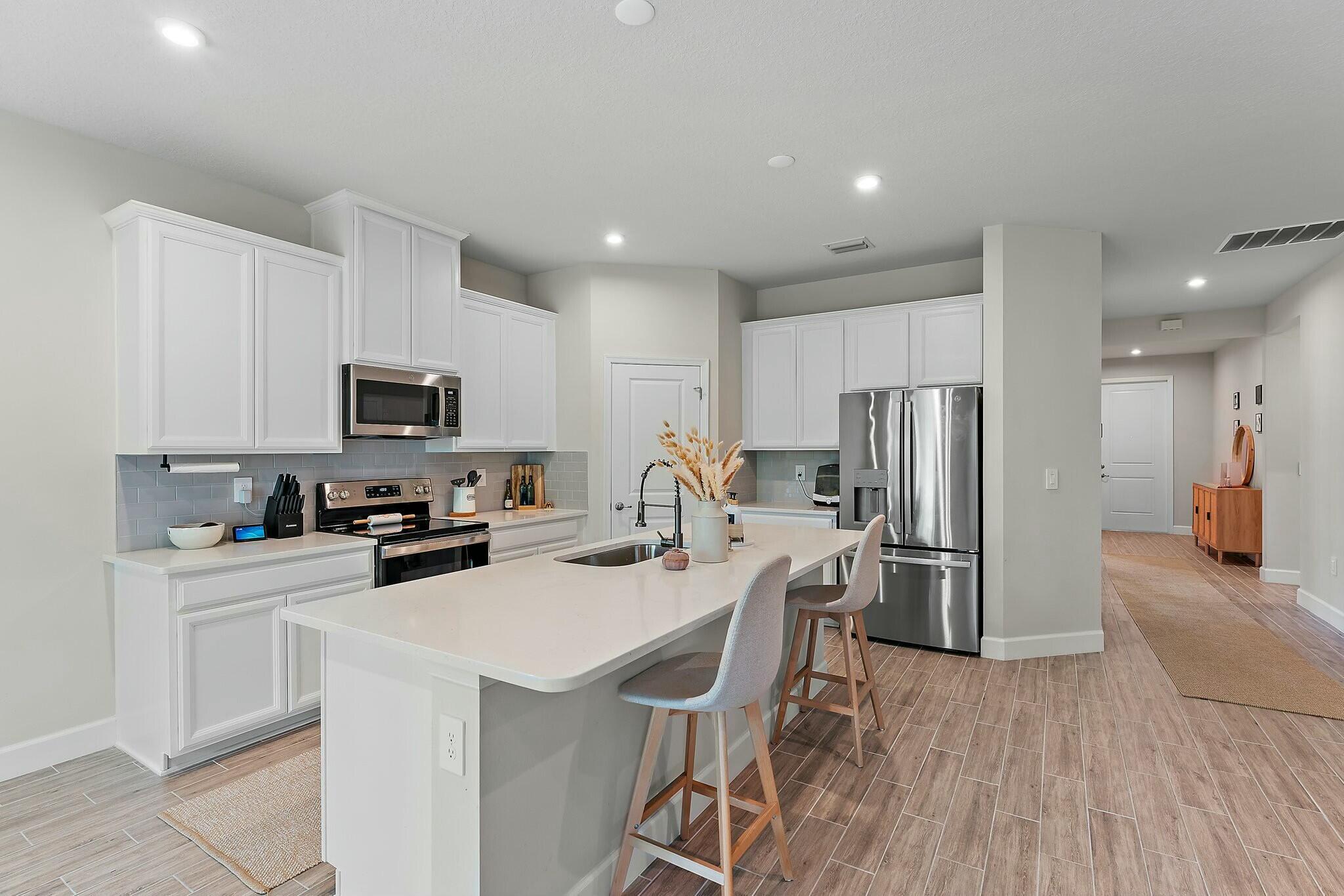 BANYAN BAY PUD PHASE 2C - Residential Lease