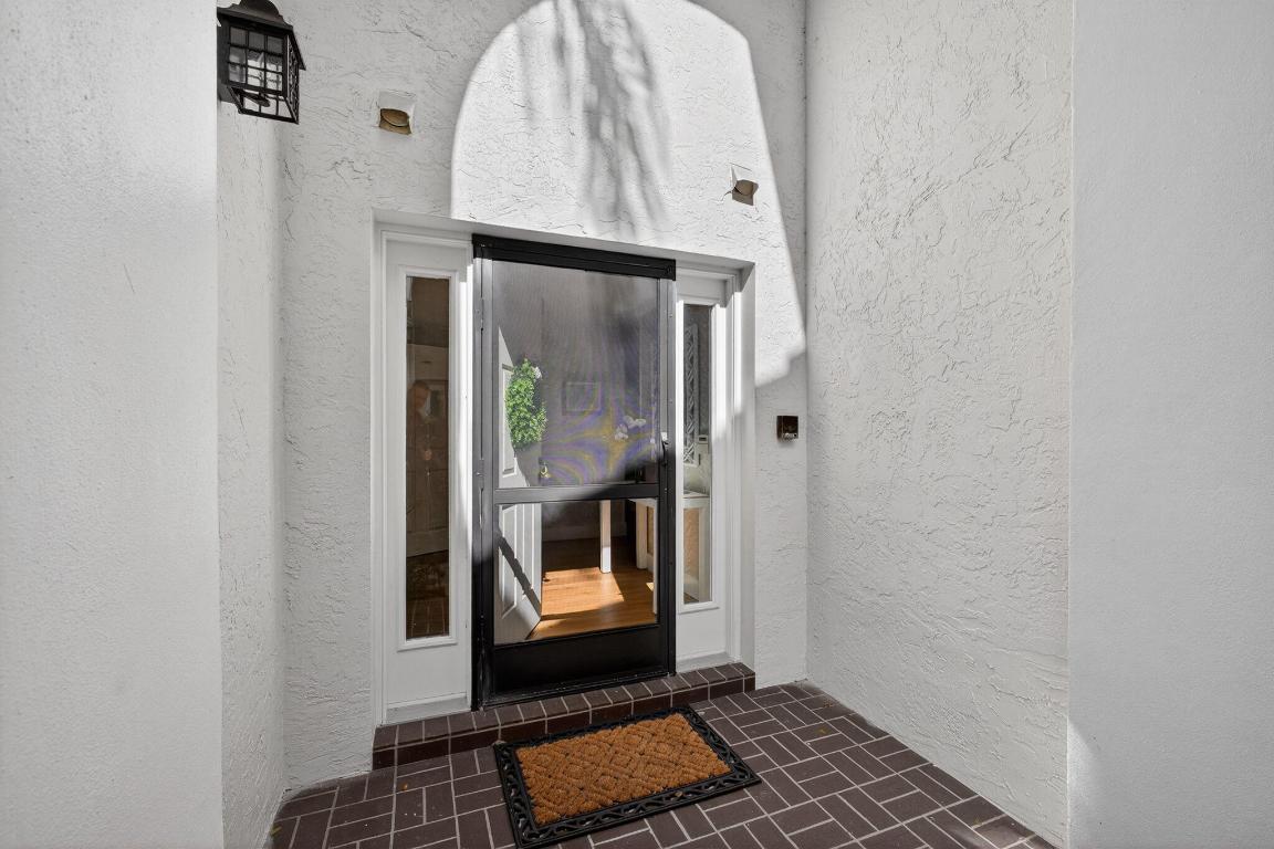 16000 W Bay Drive 157