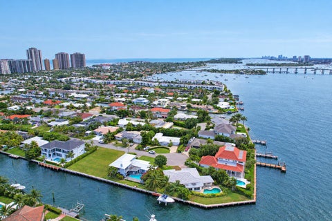 Photo of 1050 Bimini Lane, Singer Island, FL 33404 (MLS # B26072513)