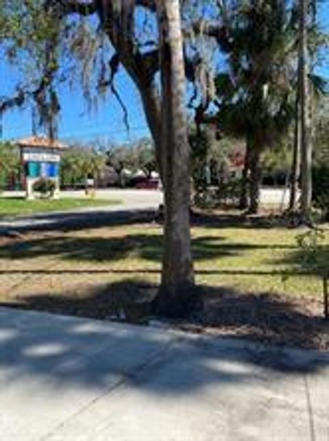 A home in Okeechobee