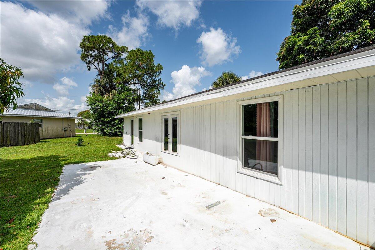PORT ST LUCIE SECTION 27 - Residential