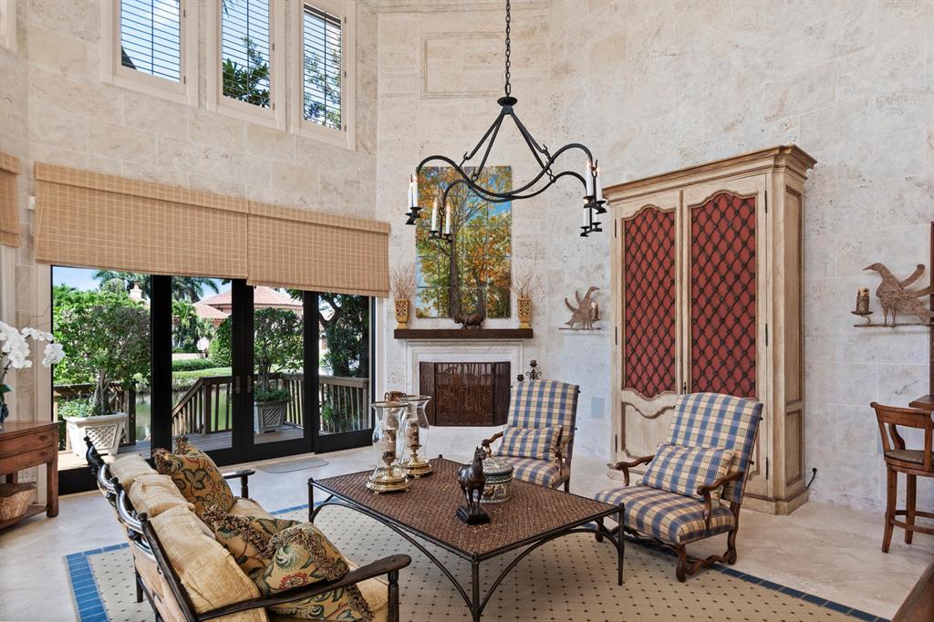 FRENCHMANS CREEK - Residential