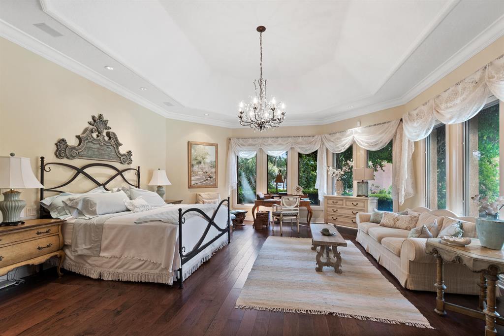 FRENCHMANS CREEK - Residential