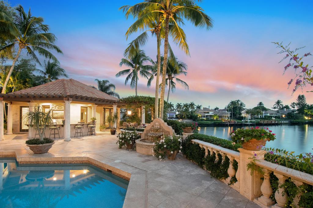 FRENCHMANS CREEK - Residential