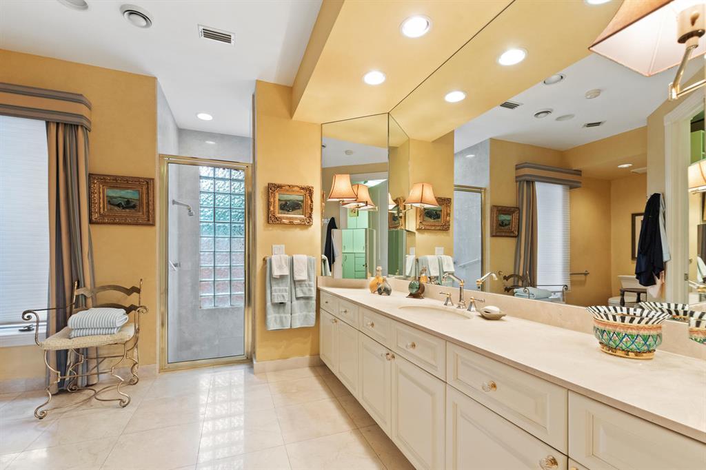 FRENCHMANS CREEK - Residential