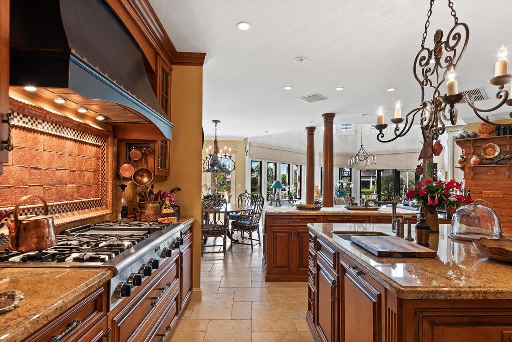 FRENCHMANS CREEK - Residential