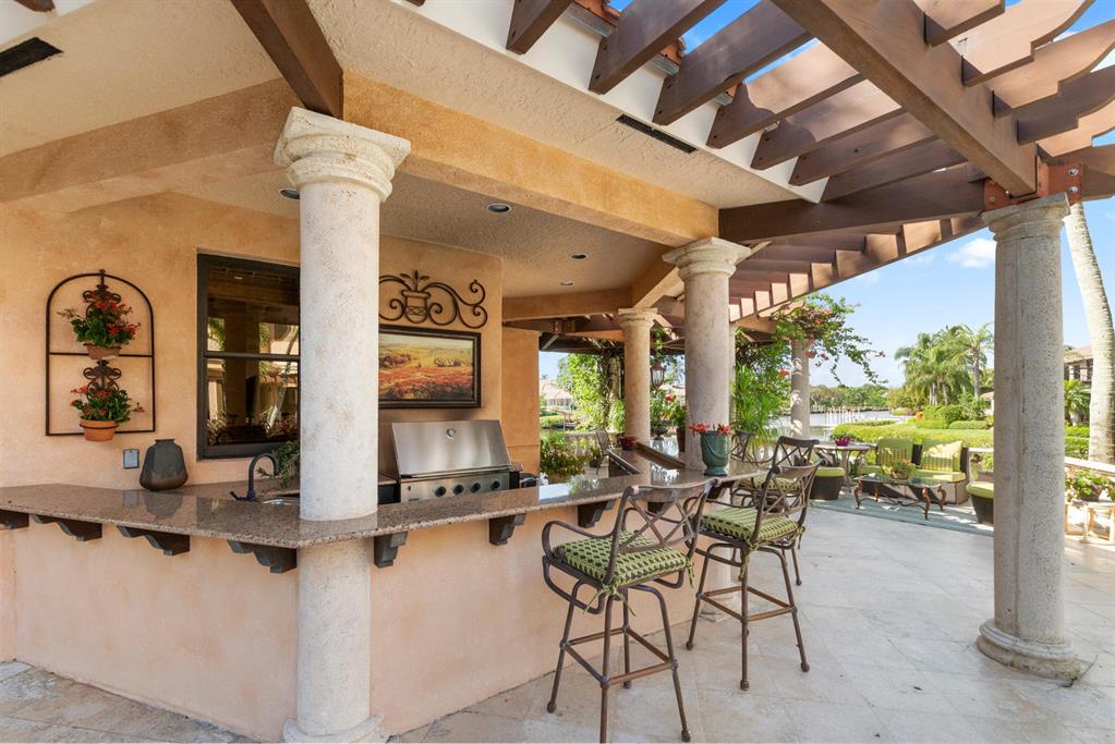 FRENCHMANS CREEK - Residential