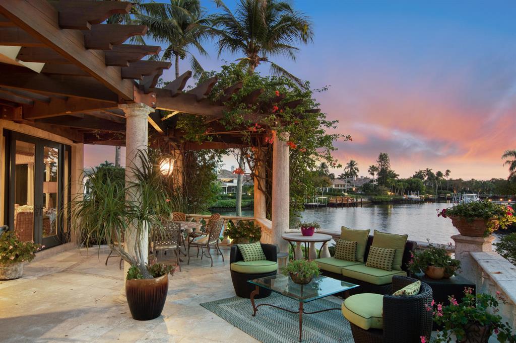 FRENCHMANS CREEK - Residential