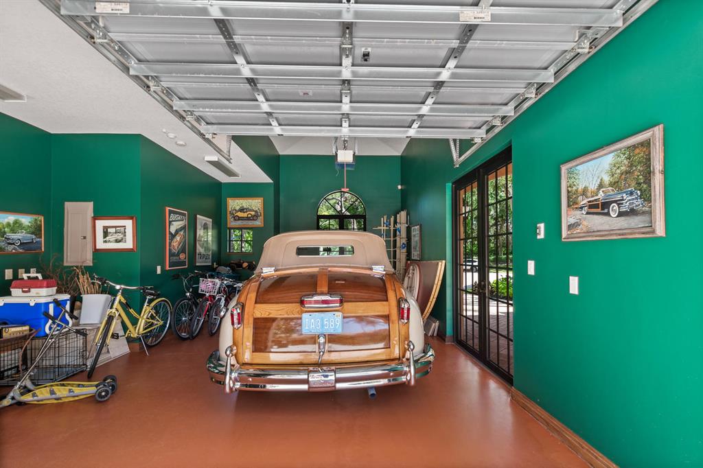 FRENCHMANS CREEK - Residential