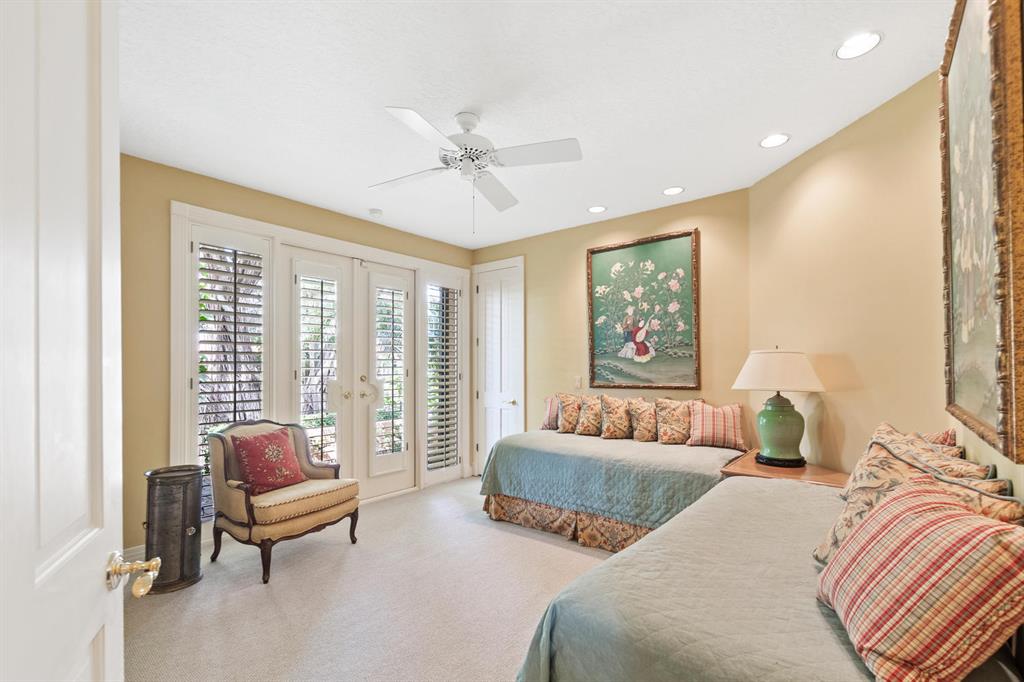 FRENCHMANS CREEK - Residential