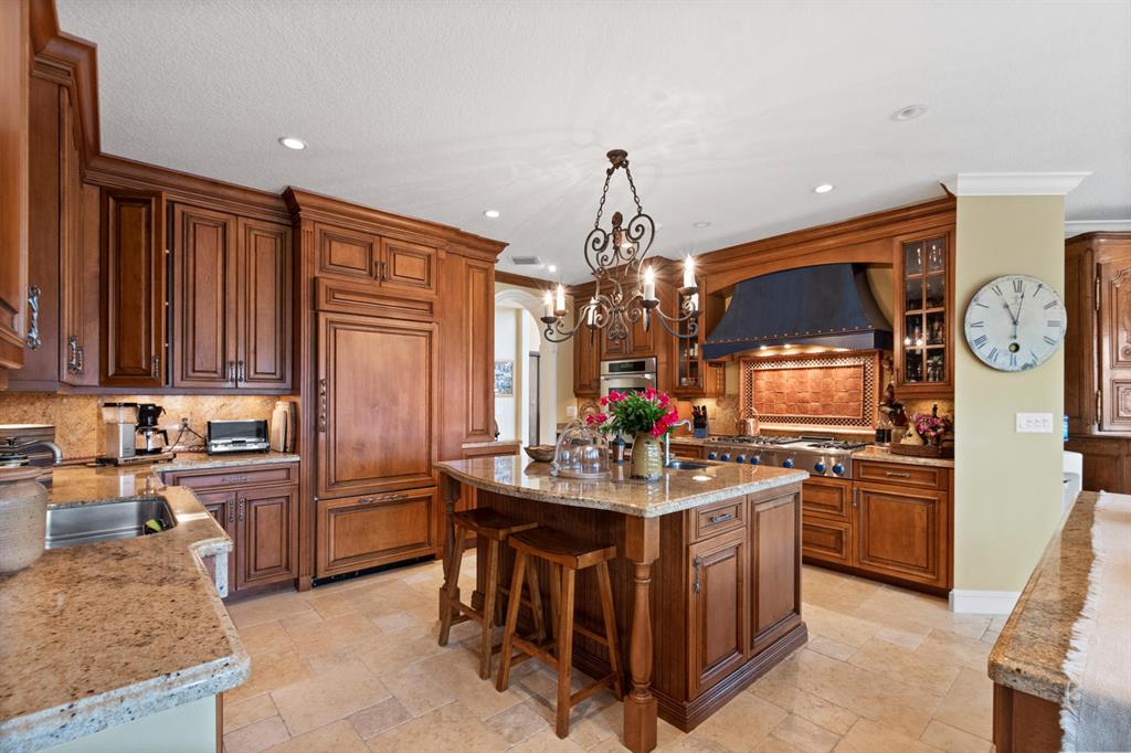 FRENCHMANS CREEK - Residential