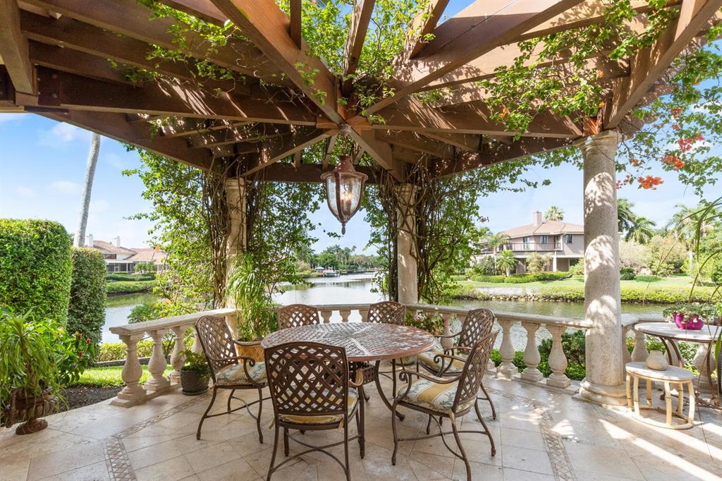 FRENCHMANS CREEK - Residential