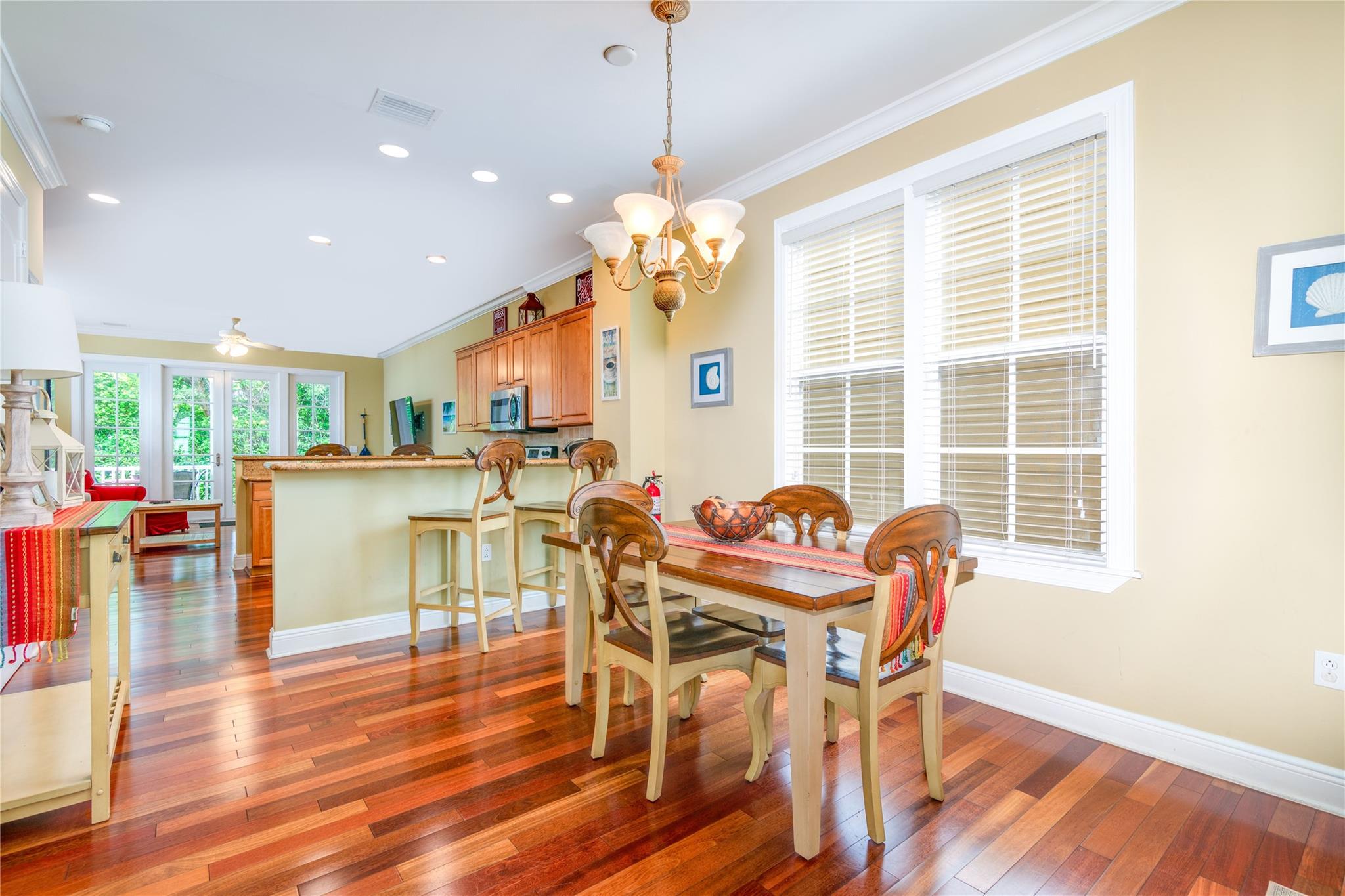 Islamorada, Florida, 33036, United States, 2 Bedrooms Bedrooms, ,3 BathroomsBathrooms,Residential,Active,1943715