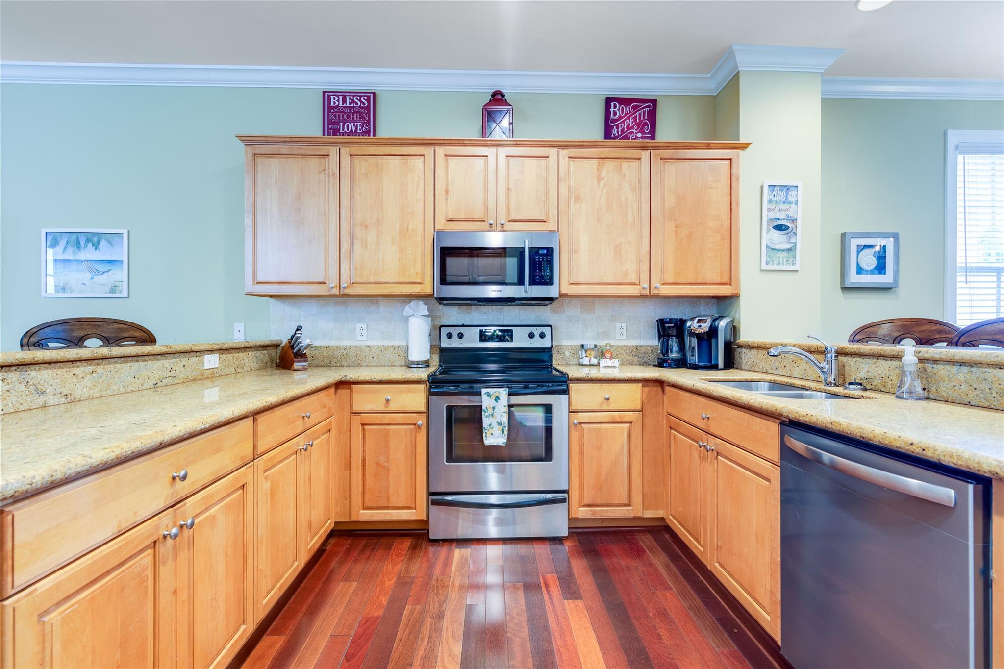 Islamorada, Florida, 33036, United States, 2 Bedrooms Bedrooms, ,3 BathroomsBathrooms,Residential,Active,1943715