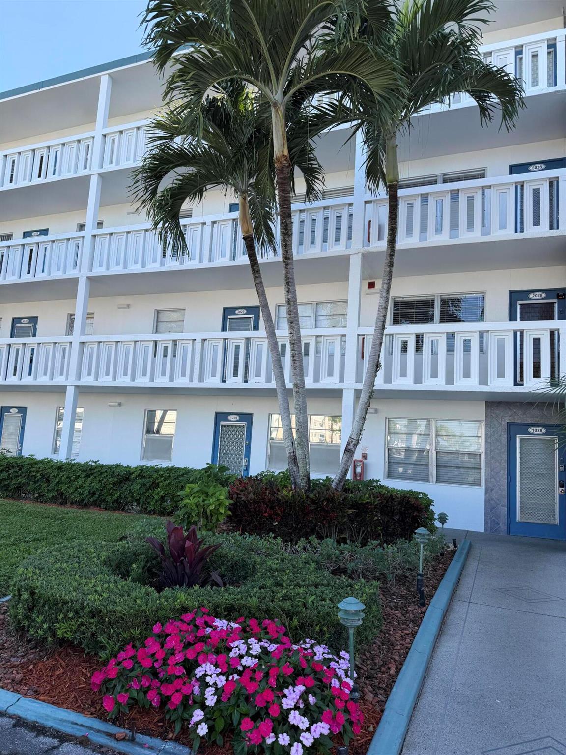 CENTURY VILLAGE - Residential Lease