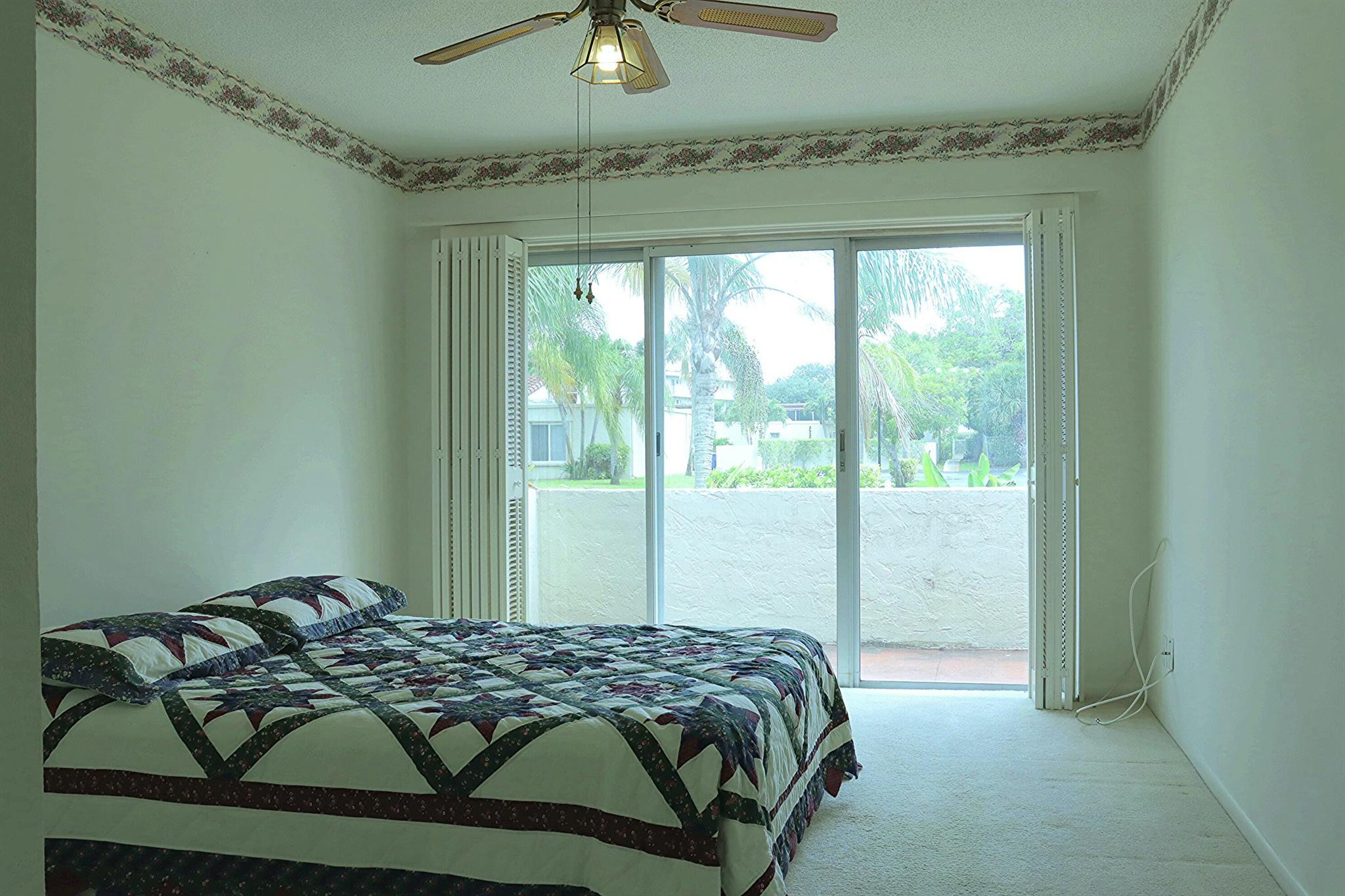 BOUNDBROOK CONDO S - Residential