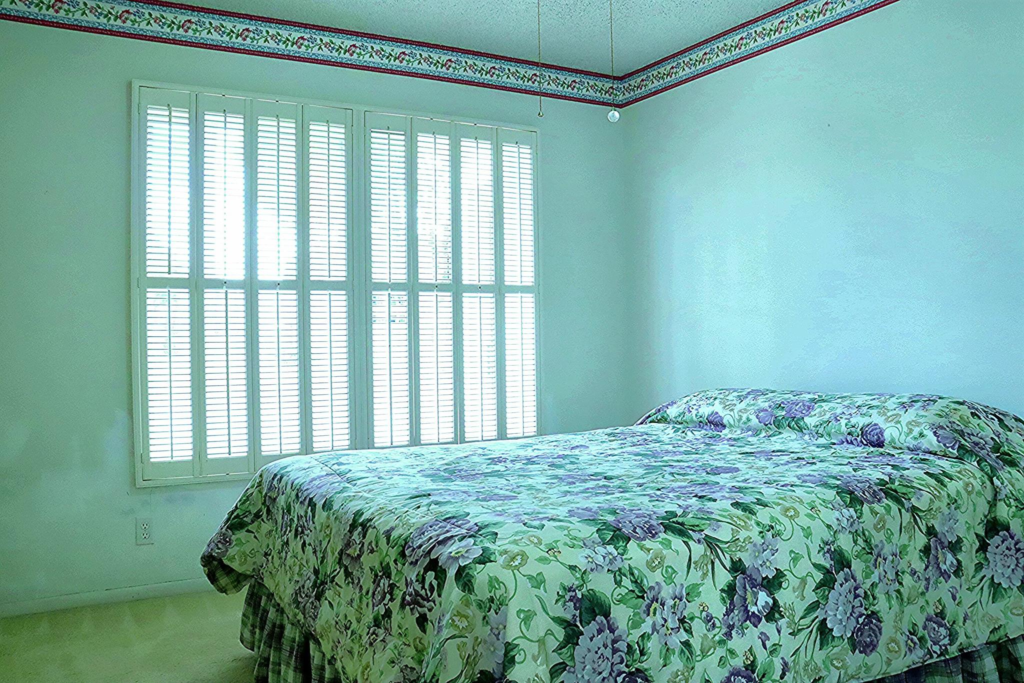 BOUNDBROOK CONDO S - Residential