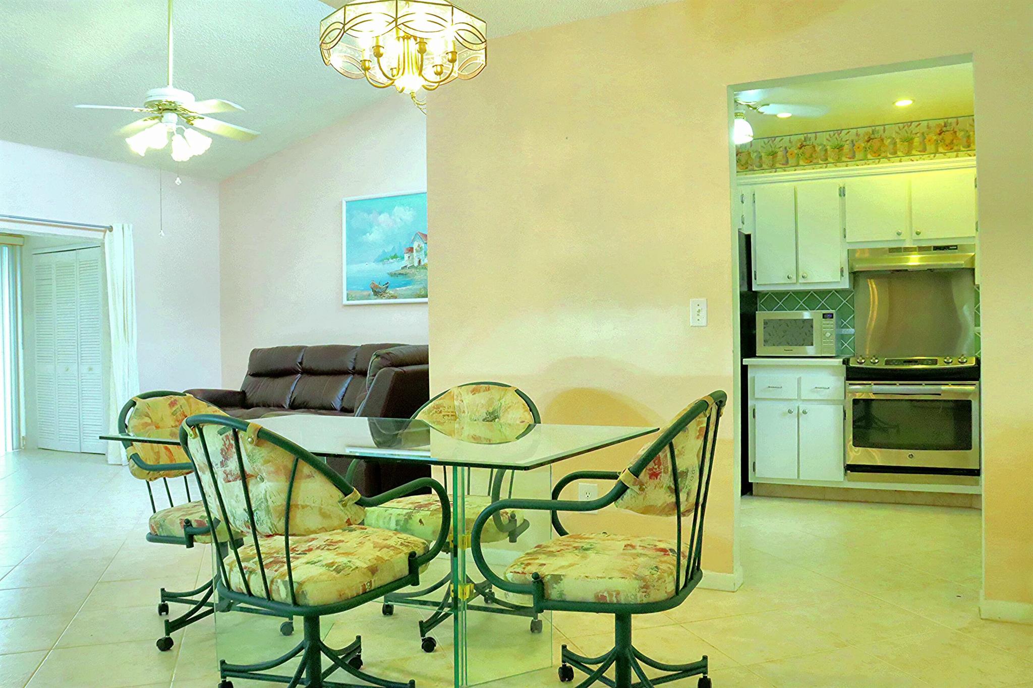 2532 Boundbrook Drive S 105