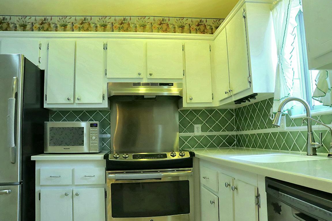 BOUNDBROOK CONDO S - Residential