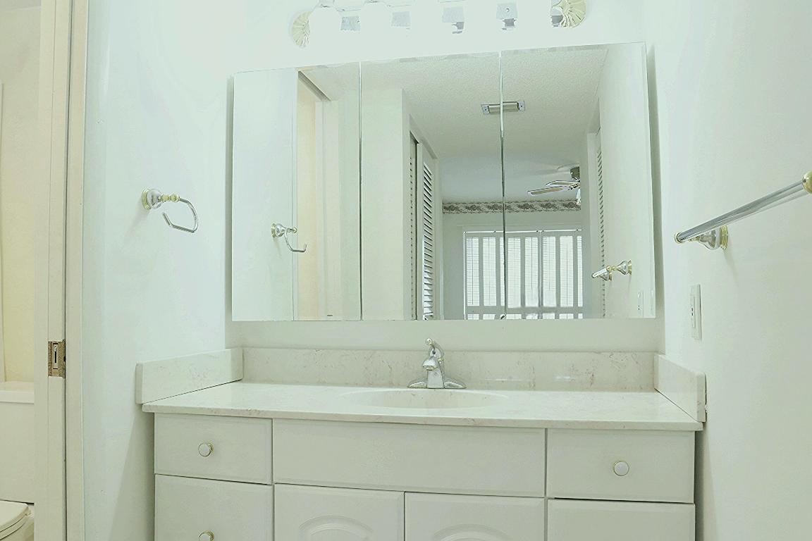 BOUNDBROOK CONDO S - Residential