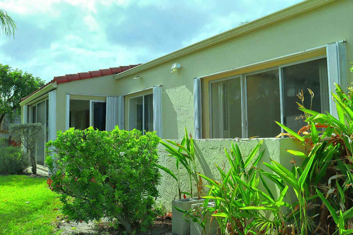 BOUNDBROOK CONDO S - Residential