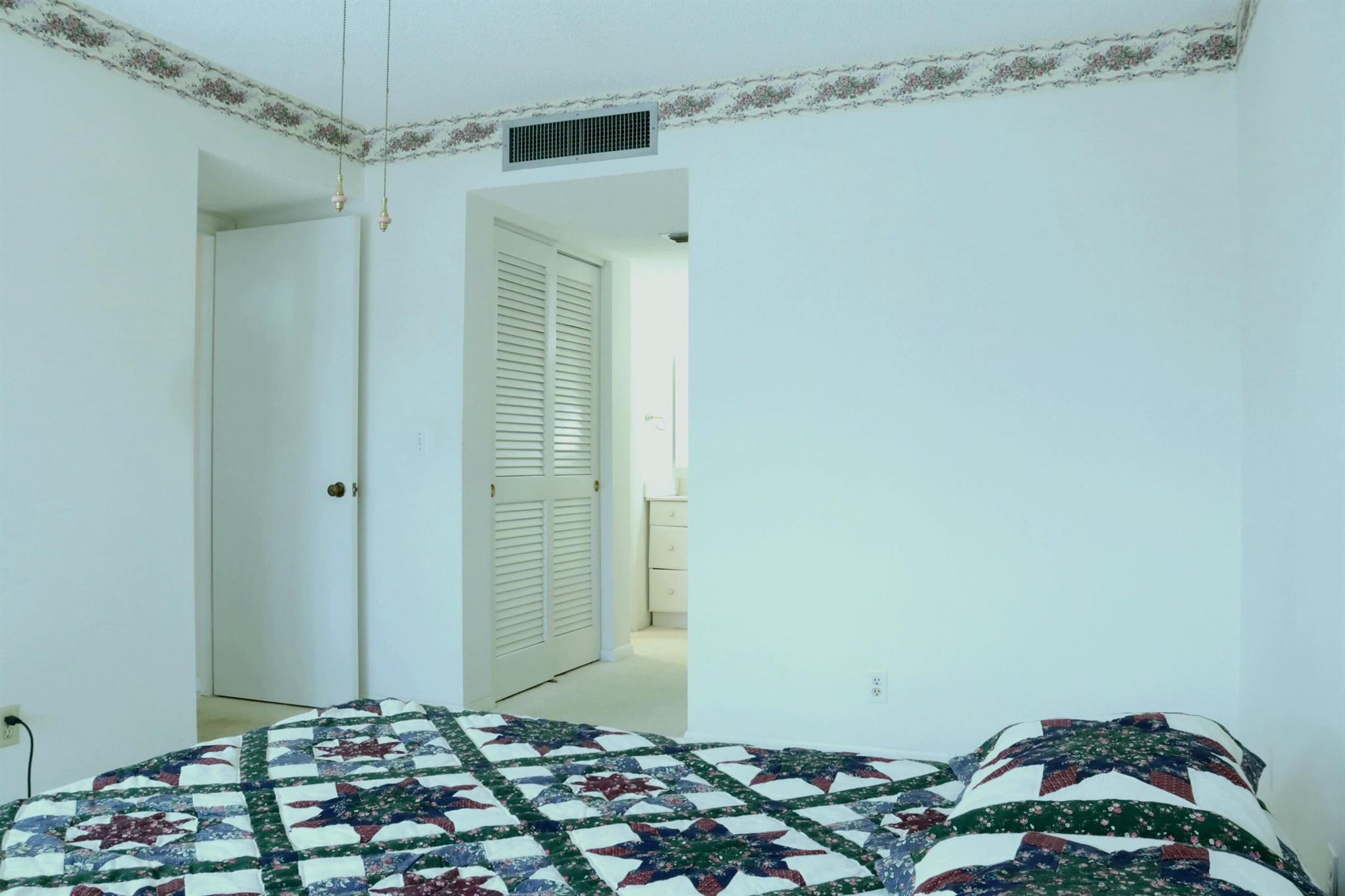 BOUNDBROOK CONDO S - Residential