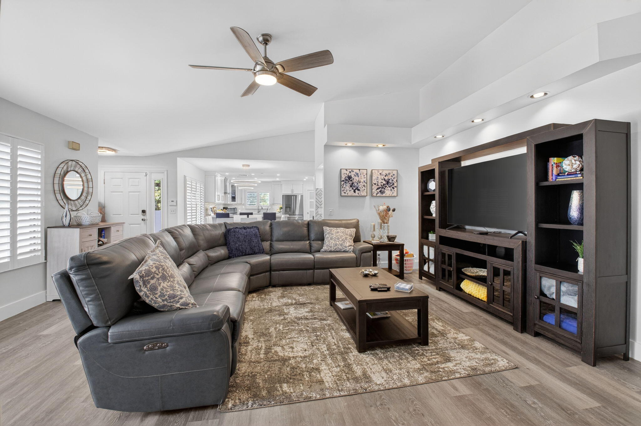 GLENEAGLES CONDO III - Residential