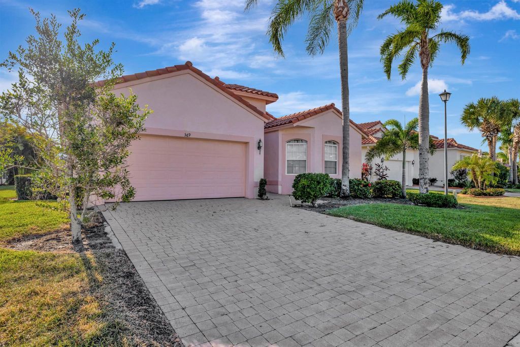 Photo of 369 Sunview Way, Port Saint Lucie, FL 34986 (MLS # R10964036)