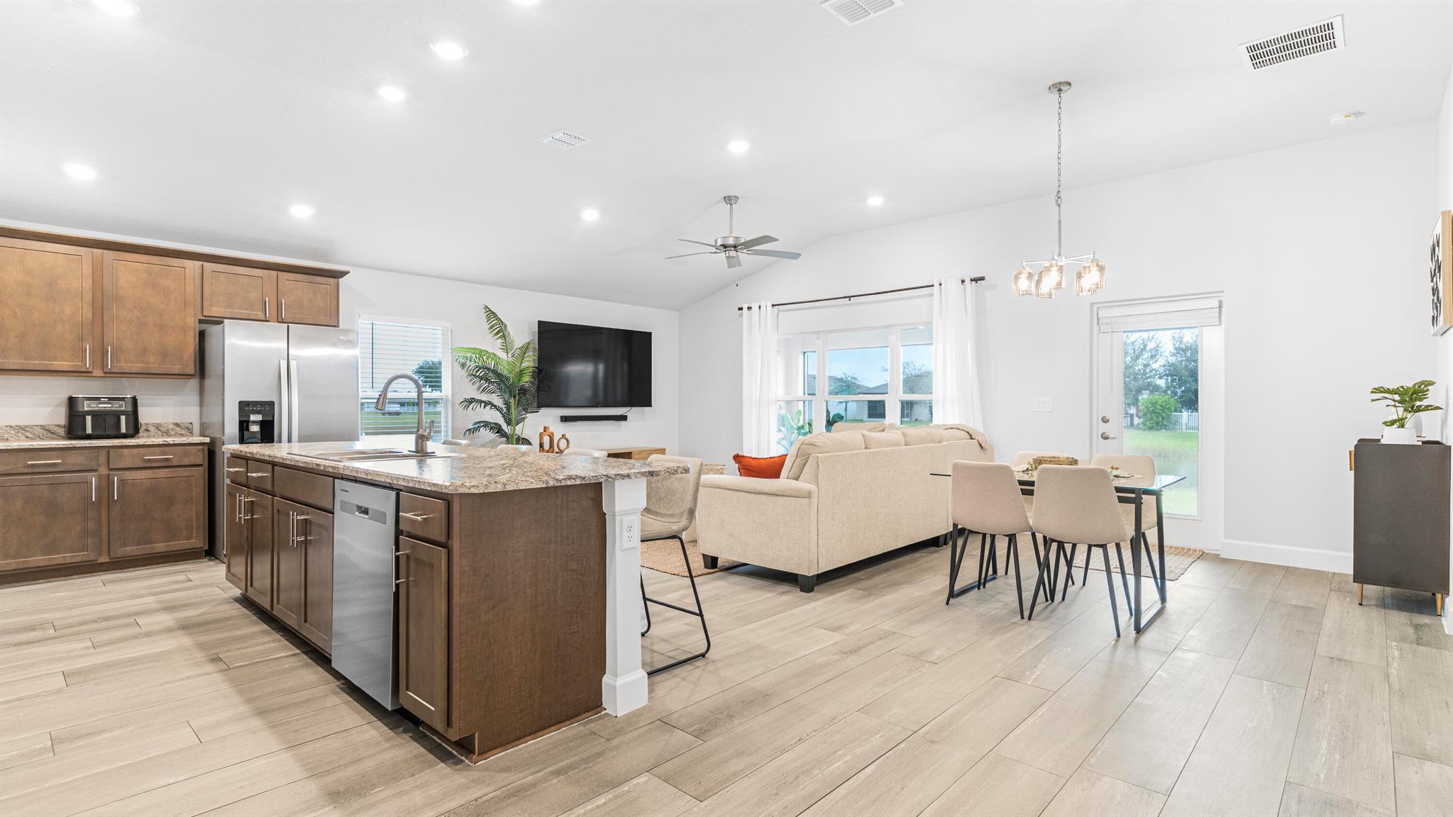 WATERSTONE PHASE ONE - Residential Lease