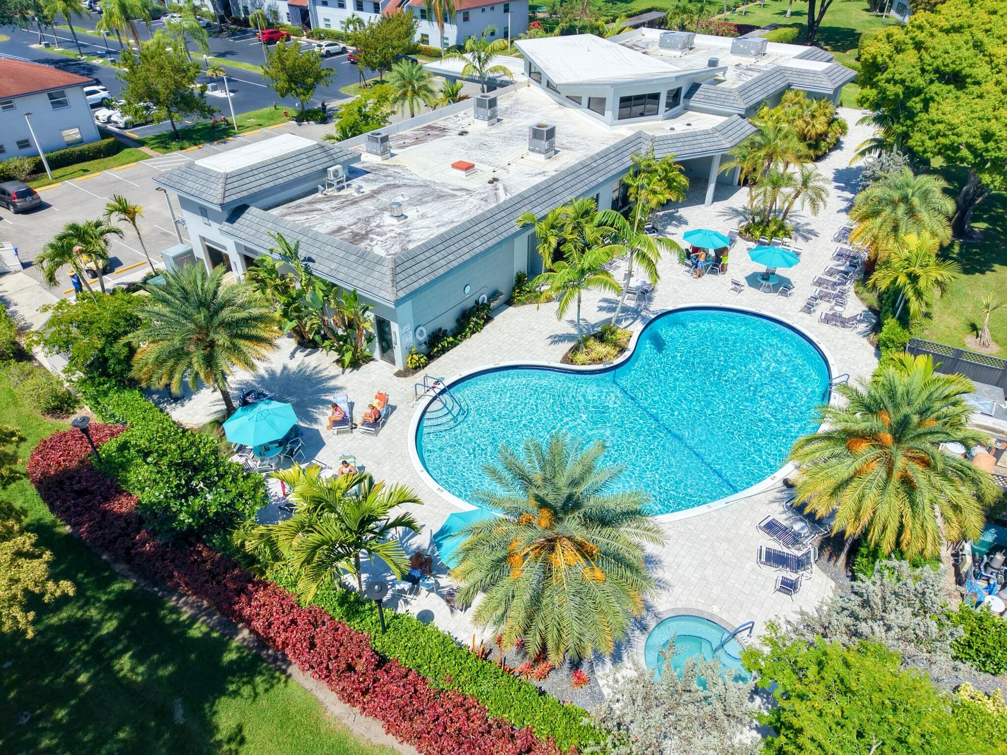 VILLAGES OF ORIOLE DEAUVILLE CONDO - Residential