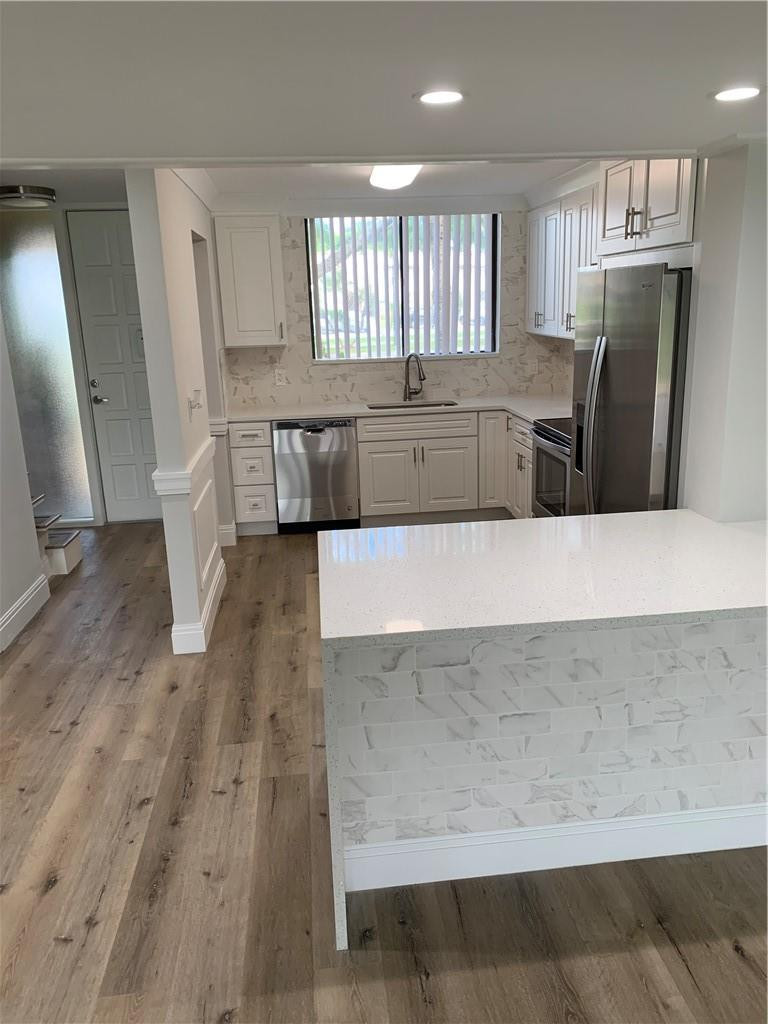 Fountains Palm Beach Cond - Residential