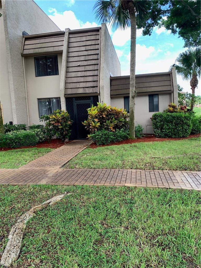 Fountains Palm Beach Cond - Residential