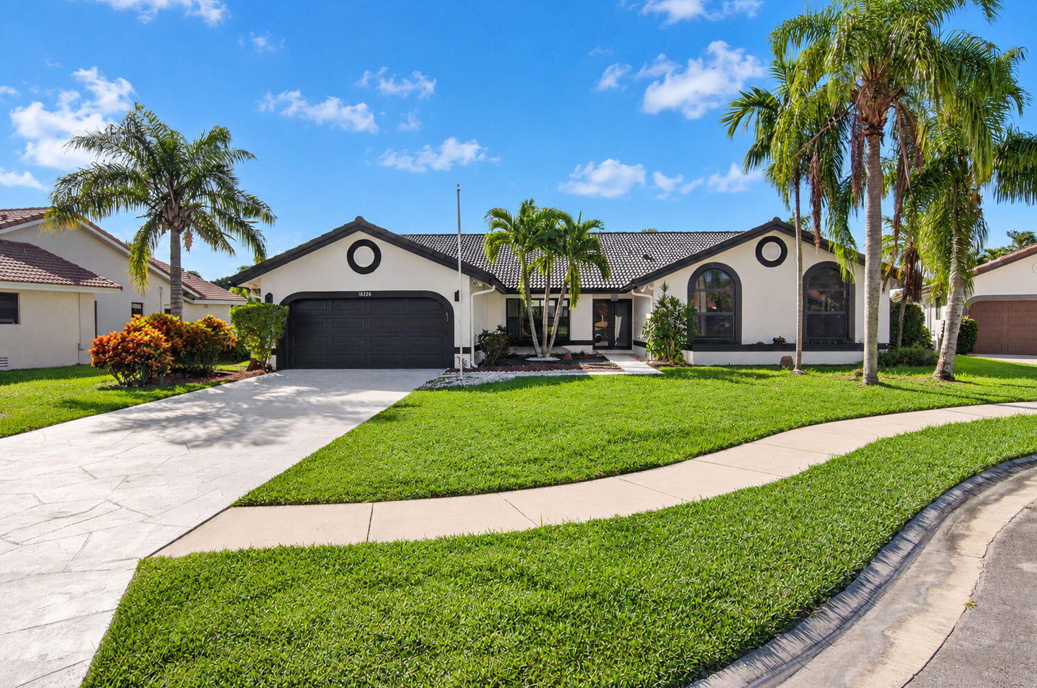 10226 FRESH MEADOW Lane