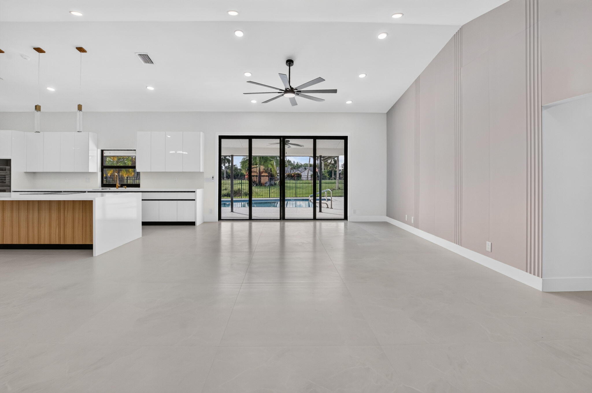 10226 FRESH MEADOW Lane