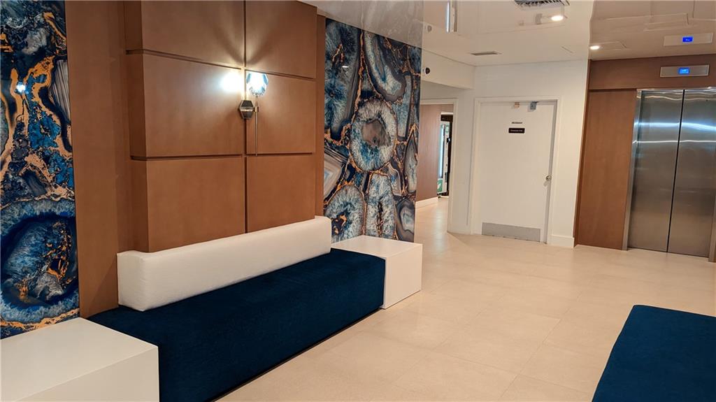 Drake Tower Condominium - Residential