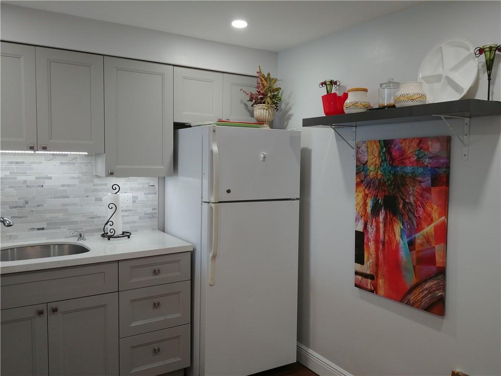 Drake Tower Condominium - Residential