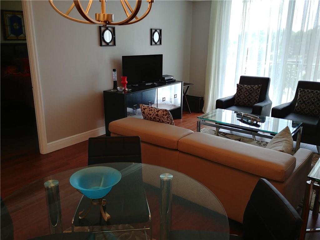 Drake Tower Condominium - Residential